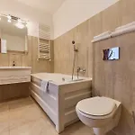 - Wybrzeze Апартаменты *
